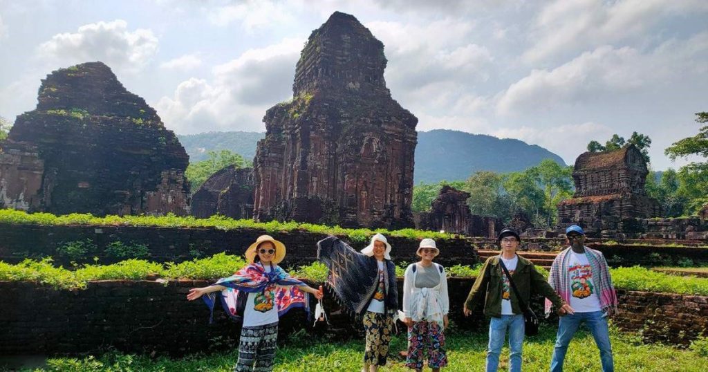 MY SON AFTER NOON PRIVATE TOUR (A half day)